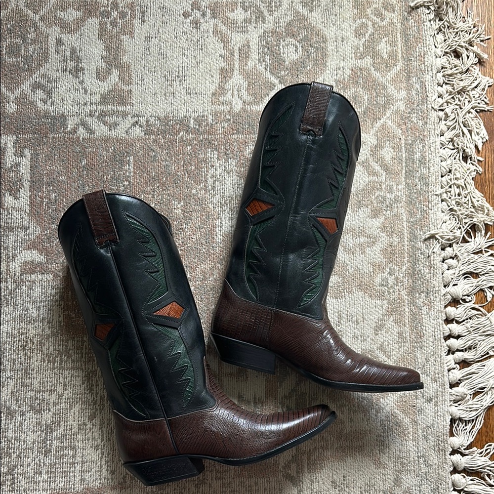Vintage Hunt Club Western Cowboy Boots